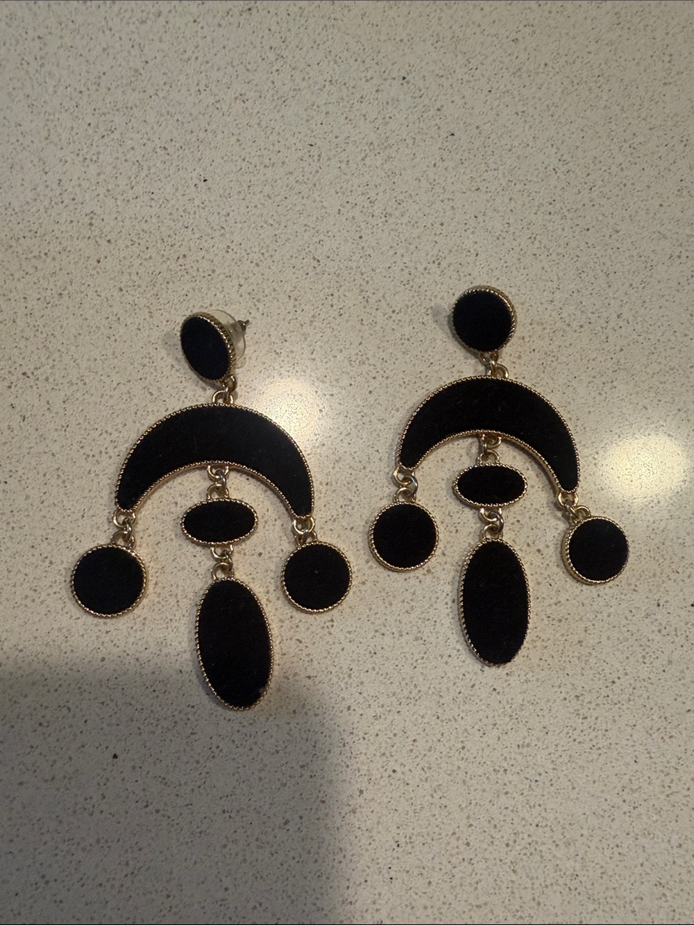 Vineyard Vines Black and Gold Chandelier Drop Earrings